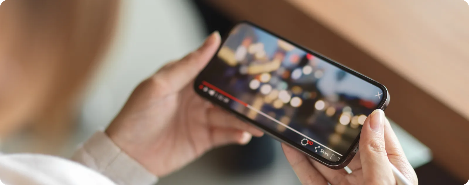 Features of Video Streaming Mobile App Needs in 2025